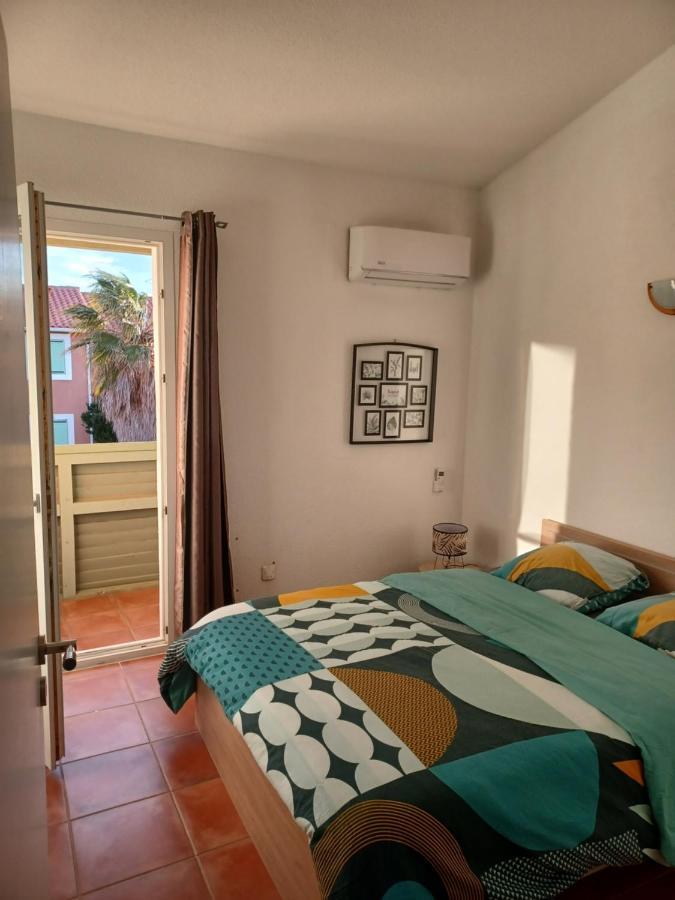 Charmante Villa Dans Village Naturiste Лекат Екстер'єр фото